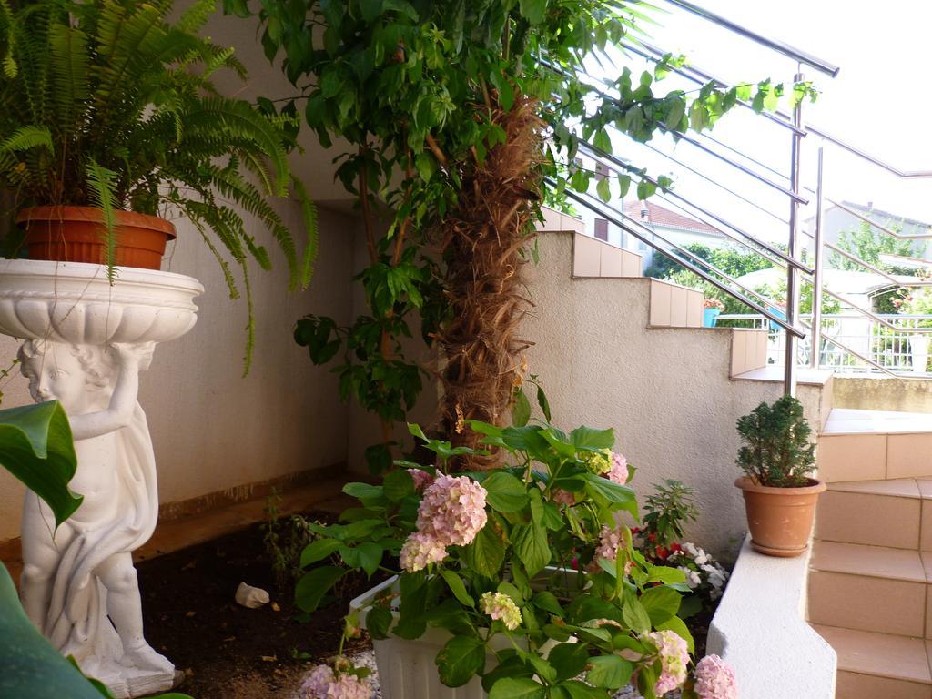 Tribalj Apartments Sanda Tribunj מראה חיצוני תמונה