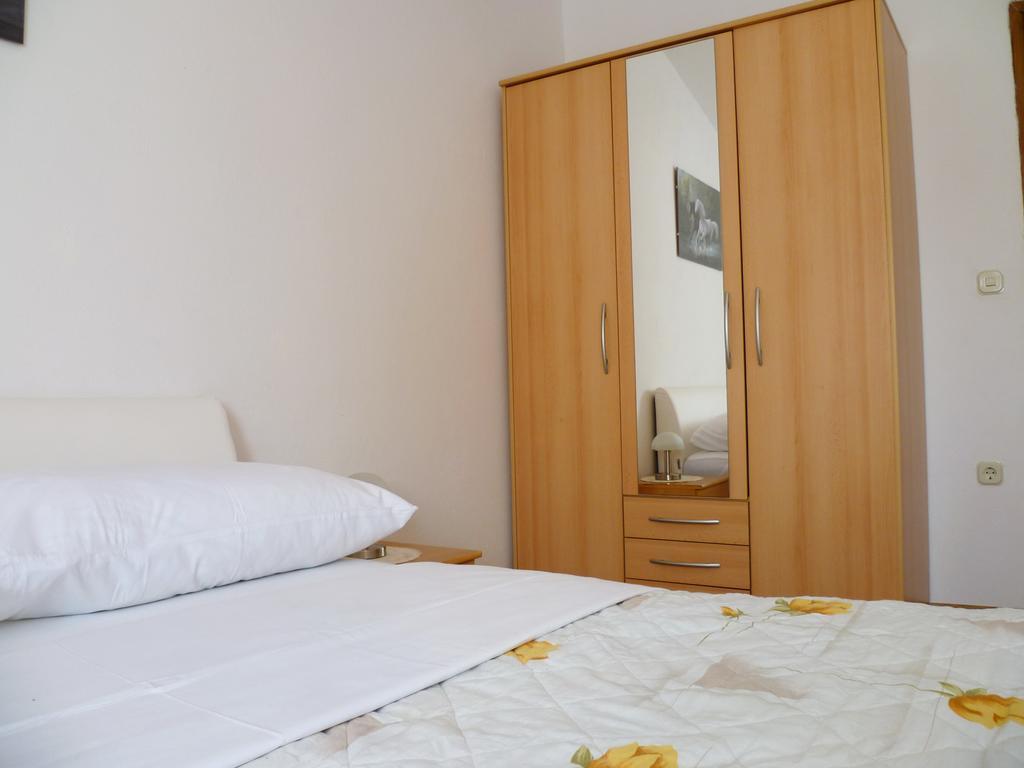 Tribalj Apartments Sanda Tribunj מראה חיצוני תמונה