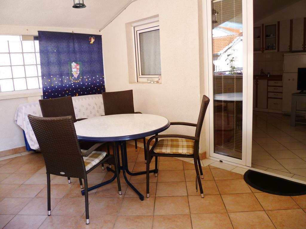 Tribalj Apartments Sanda Tribunj מראה חיצוני תמונה