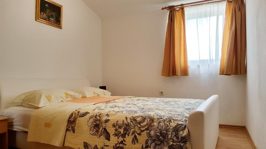 Tribalj Apartments Sanda Tribunj מראה חיצוני תמונה
