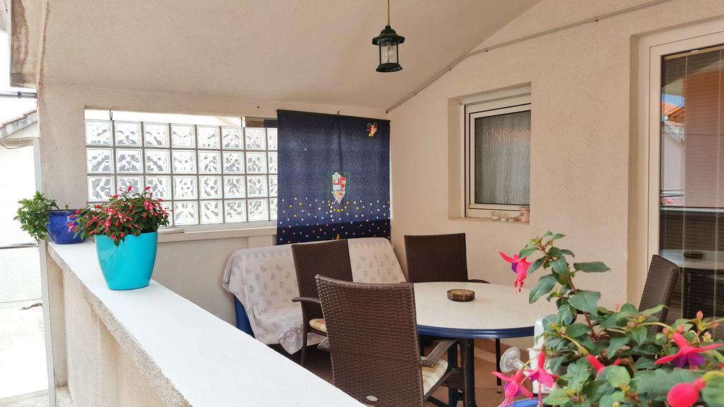 Tribalj Apartments Sanda Tribunj מראה חיצוני תמונה